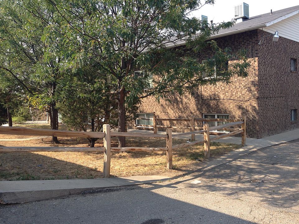 1st image of 4 Birch Ct #6