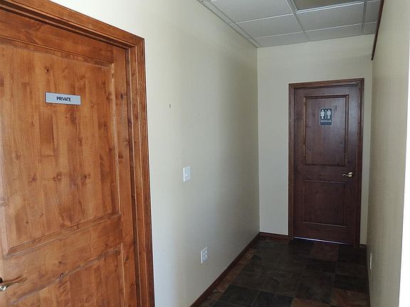 5th image of 115 E Main Ave