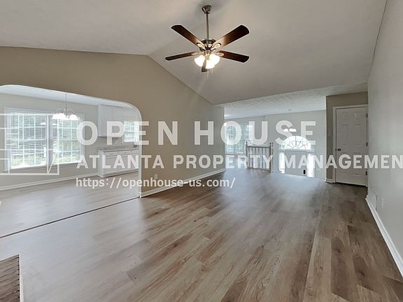 3rd image of 170 Sterling Dr