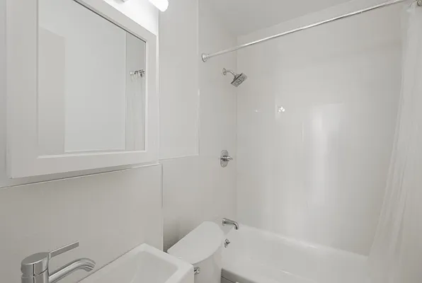 Rented by Canvas Property Group | media 8