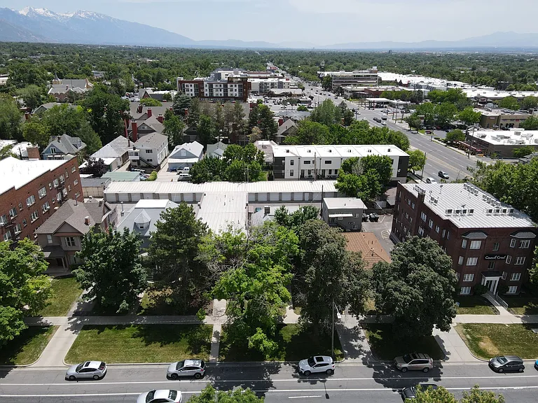 Council Crest Apartments — Photo 6