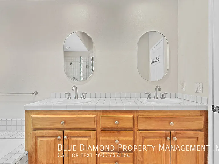 3650 Paseo Vista Famosa — Photo 24