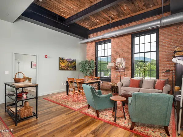 160 Water St #310, Williamstown, MA 01267