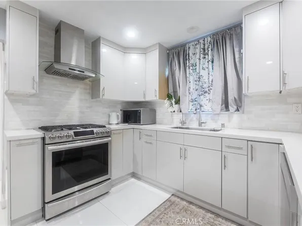 635 E Elmwood Ave Unit 106, Burbank, CA 91501