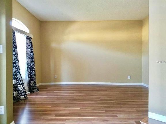 4th image of 2589 Greenwillow Dr