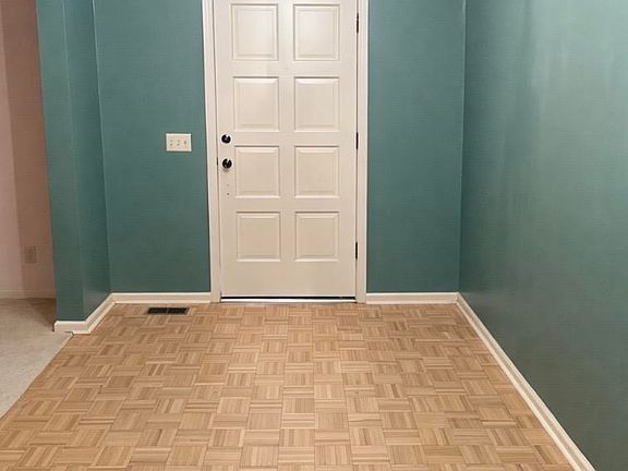 3rd image of 409 Forestdale Ave