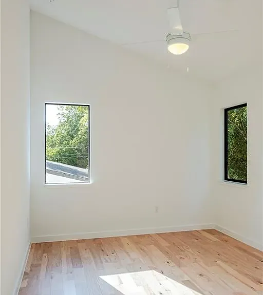 4417 Banister Ln #B — Photo 12