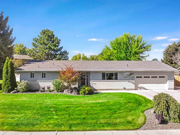 665 Cherokee Ln, Twin Falls, ID 83301