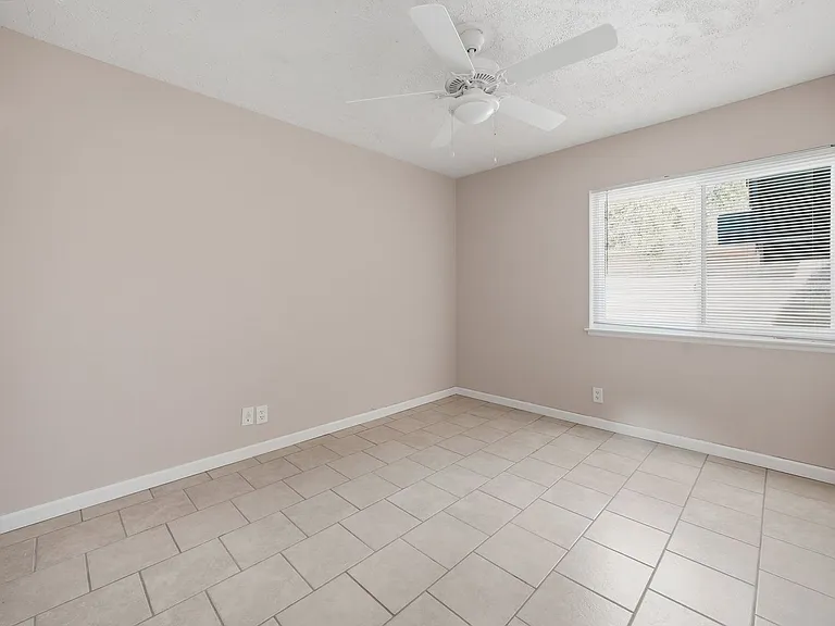 25634 Salceda Rd — Photo 26