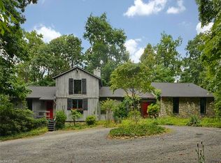 1190 Pinnacle Mountain Rd, Zirconia, NC 28790