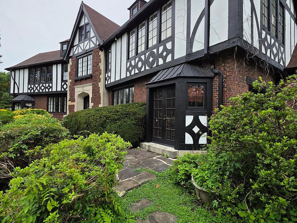 2nd image of 7 Windsor Ave