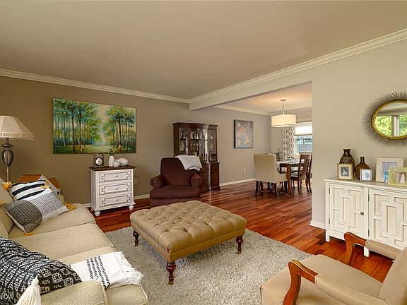 2nd image of 17029 Eagles Nest Cir