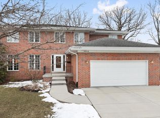 6189 Concord Ln, Niles, IL 60714