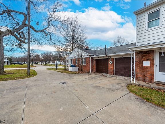 2nd image of 10342 Manorford Dr #26