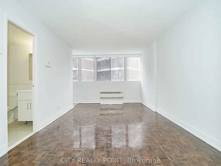 33 Isabella St #2405 — Photo 5