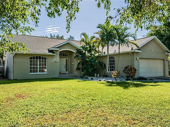 4th image of 4148 Beach Dr SE