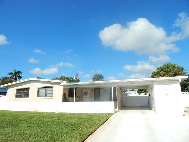 1st image of 413 Westwind Dr
