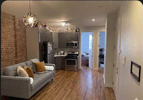 2366 Pacific St #3R Photo 1
