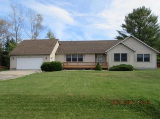3832 Whippoorwill Dr, Spruce, MI 48762