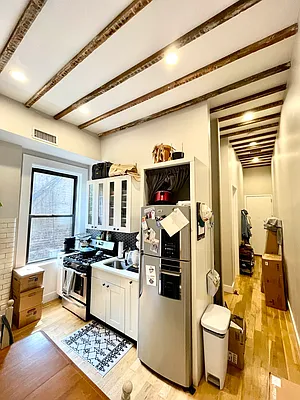 Rented by Pear NYC LLC | media 20