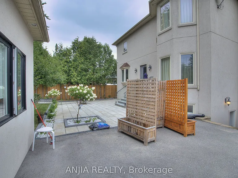 16 Clarkhill St #BASEMENT — Photo 4