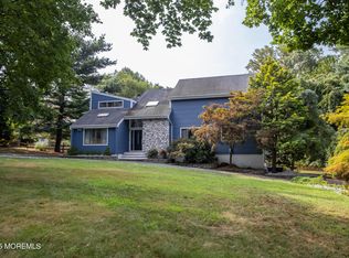 7 Cormorant Dr, Middletown, NJ 07748