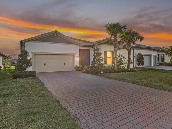 786 SE Courances Drive, Port St Lucie, FL 34984