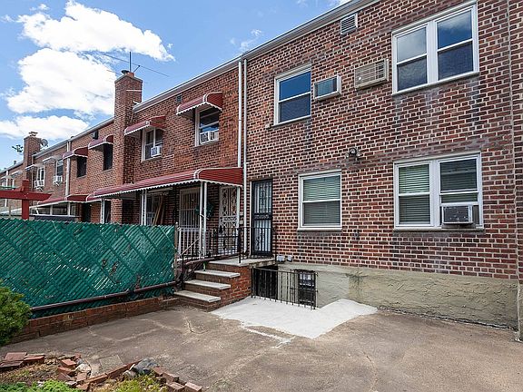 5th image of 3051 74th St