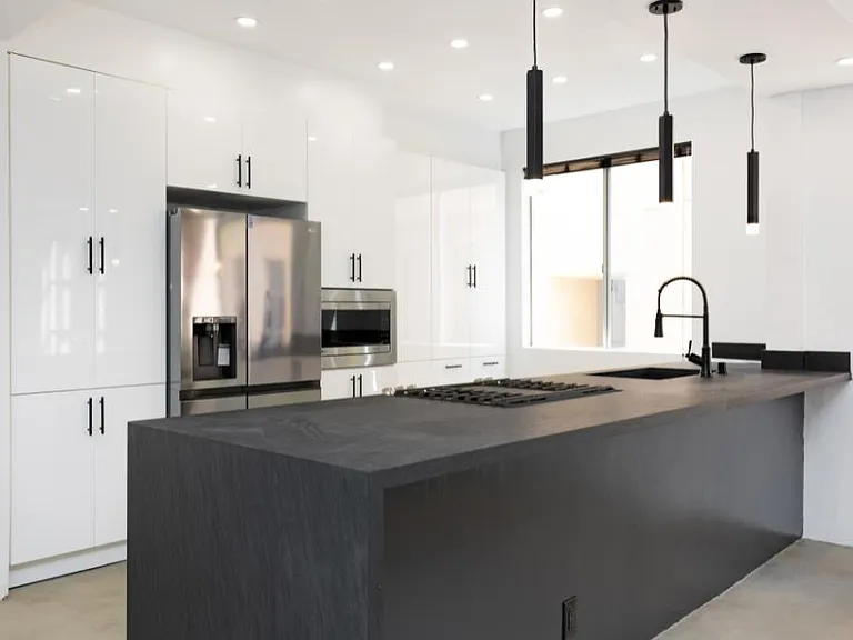 639 Huntley Dr #3 — Photo 10