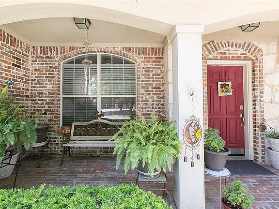 4th image of 6857 Shoreview Dr