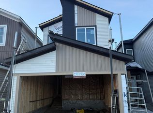 4636 18th Ave SW, Edmonton, AB T6X1Y1