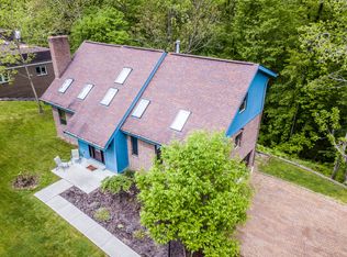 109 Scarborough Ln, Mcmurray, PA