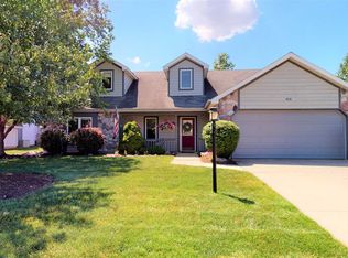 416 Heather Knoll Pl, Fort Wayne, IN 46804
