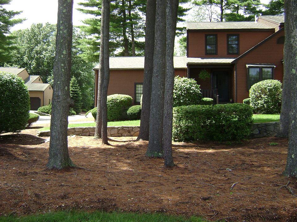 1st image of 2 Hawthorne Vlg APT A