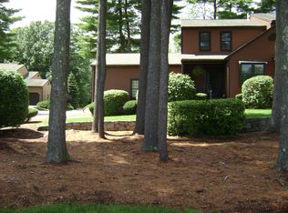 2 Hawthorne Vlg APT A, Franklin, MA 02038