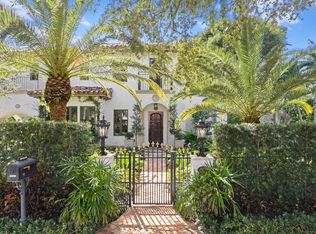 308 Barcelona Rd, West Palm Beach, FL 33401