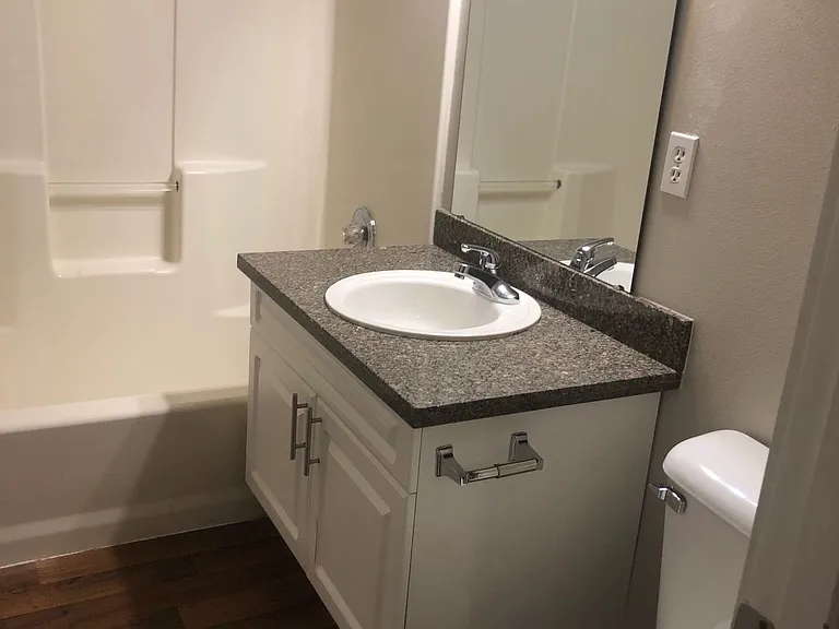 LC Park Place - MFR — Photo 15