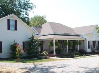 3731 Broad St, Phil Campbell, AL 35581