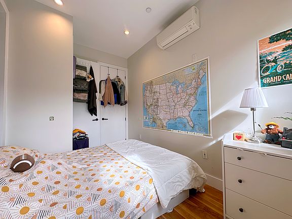 2nd image of 11 W 128th St APT 3F