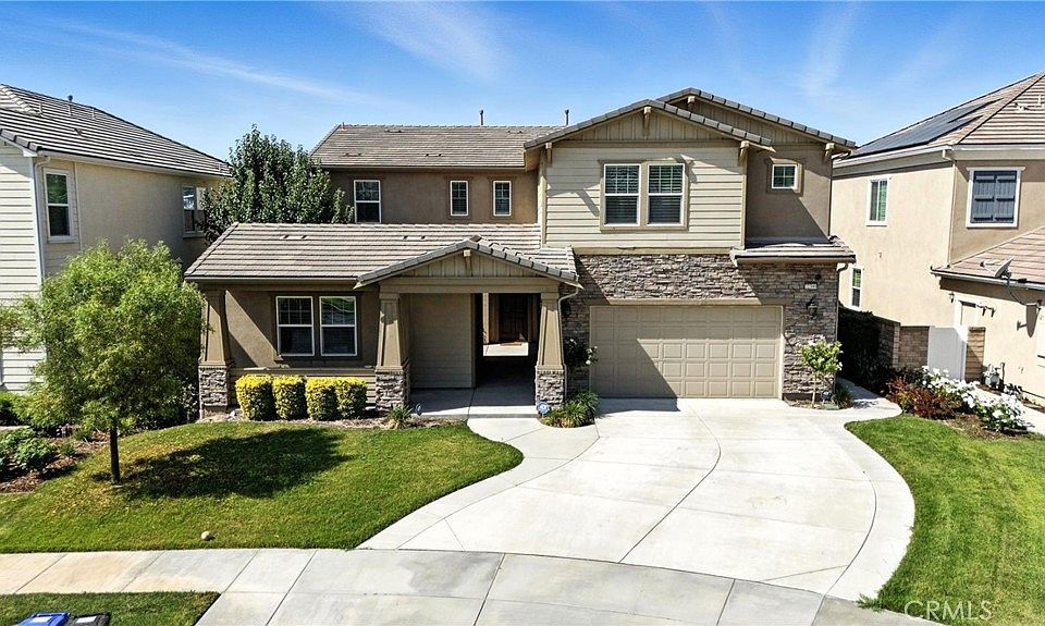 1st image of 22390 Trailside Ct