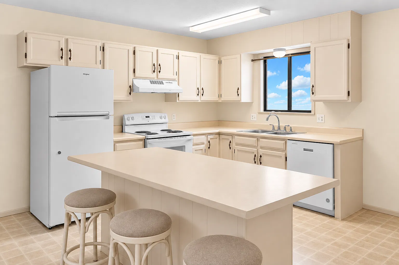 2 bed, 860 sqft, $1,900 — Photo 2