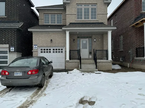 59 Mountainside Cres, Whitby, ON L1R 0P4