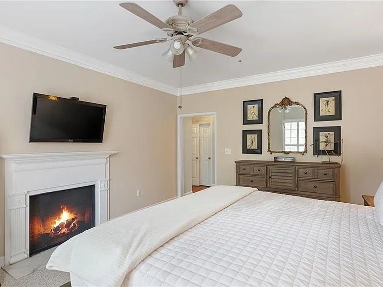 28317 Plantation Dr NE — Photo 21