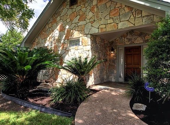 Awesome covered front porch to welcome your guests.