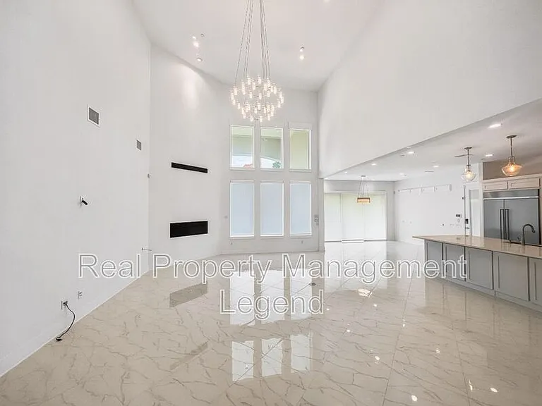 809 Jamestown Ln — Photo 30