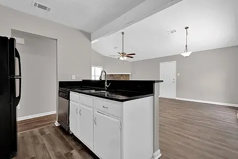 1774 Northwick Pl — Photo 3