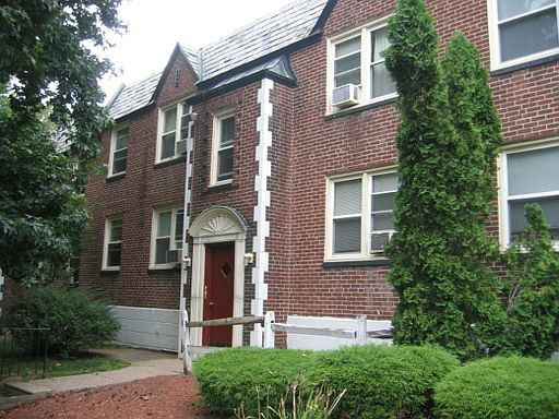 3rd image of 3901 Roosevelt Blvd APT 5B