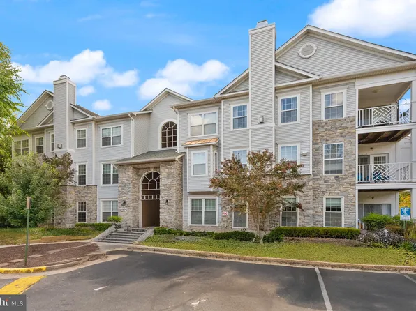 5924 Founders Hill Dr Unit 203, Alexandria, VA 22310