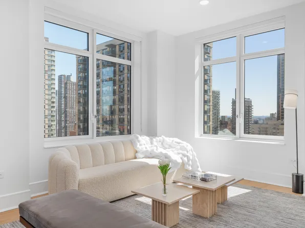 250 East 83rd Street image 1 of 18