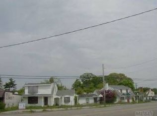 465 Montauk Hwy, Sayville, NY 11782